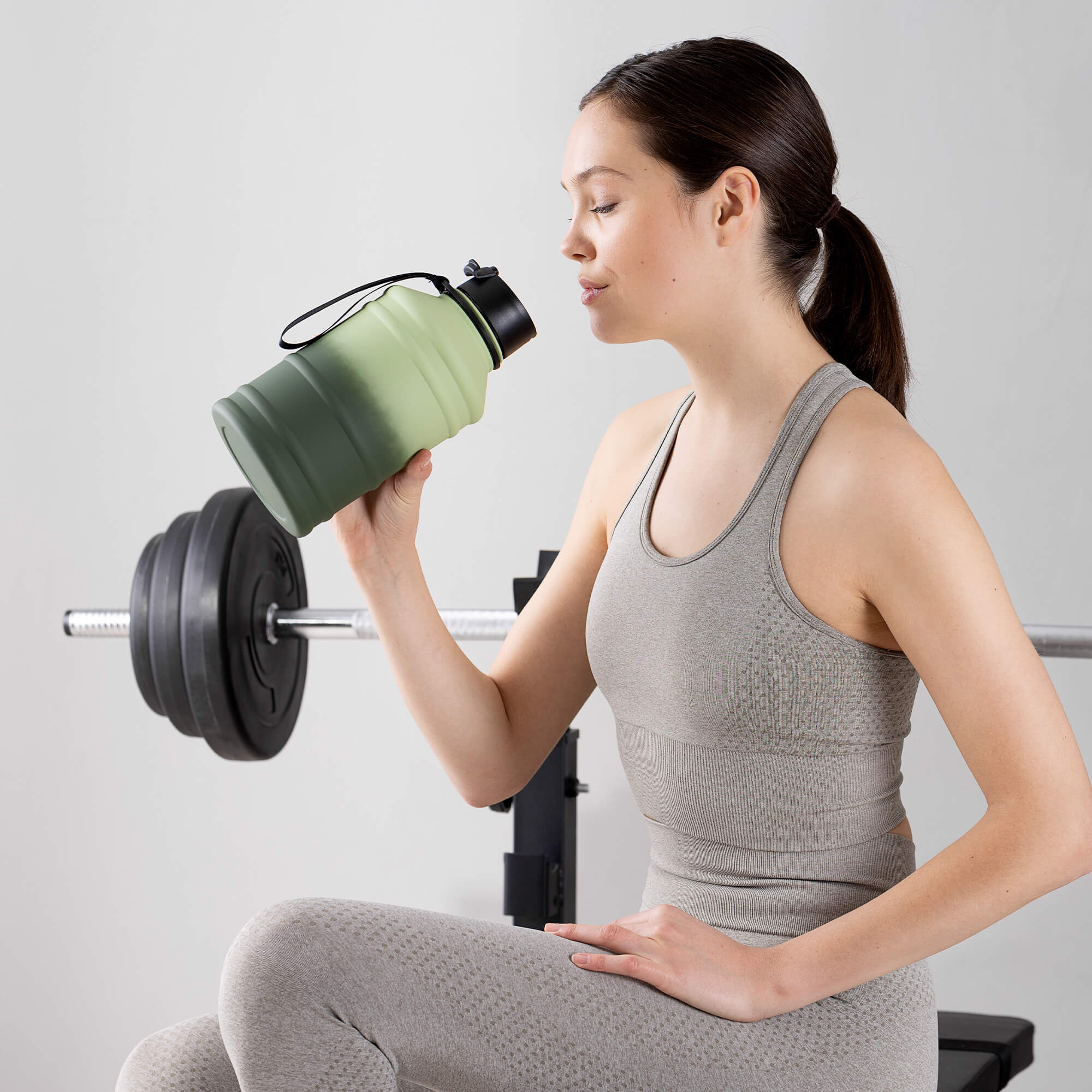 Navaris Μπουκάλι Νερού από Ανοξείδωτο Ατσάλι - BPA Free - 2.2 L - Light Green / Dark Green - 53701.07