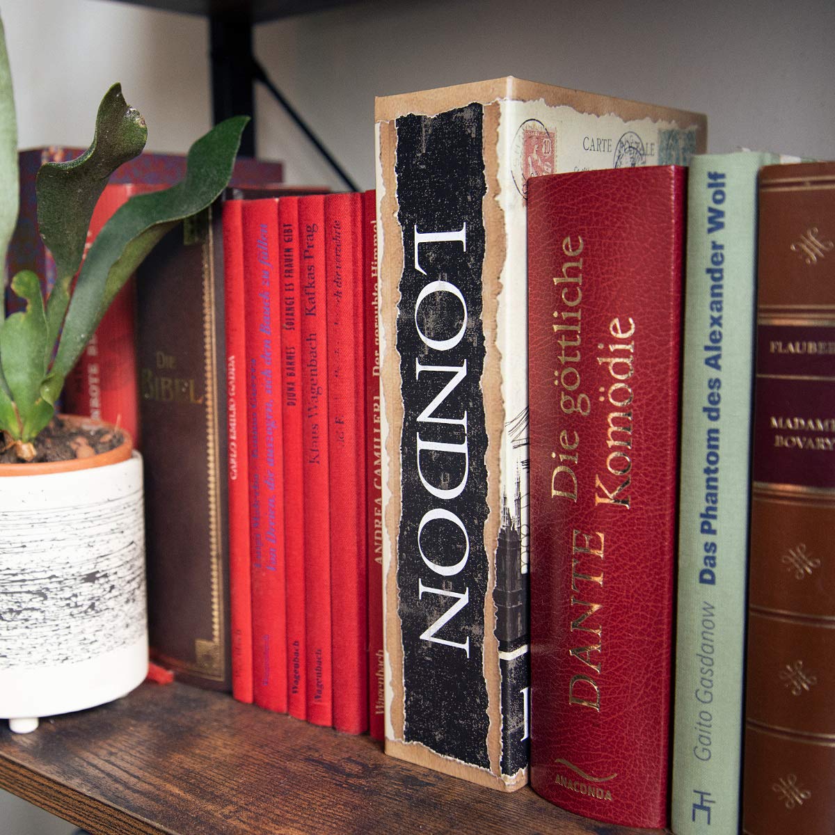 Navaris Βιβλίο Χρηματοκιβώτιο - Κρύπτη με Κλειδαριά - 24 x 16 x 5 εκ - Design London - 50562.2