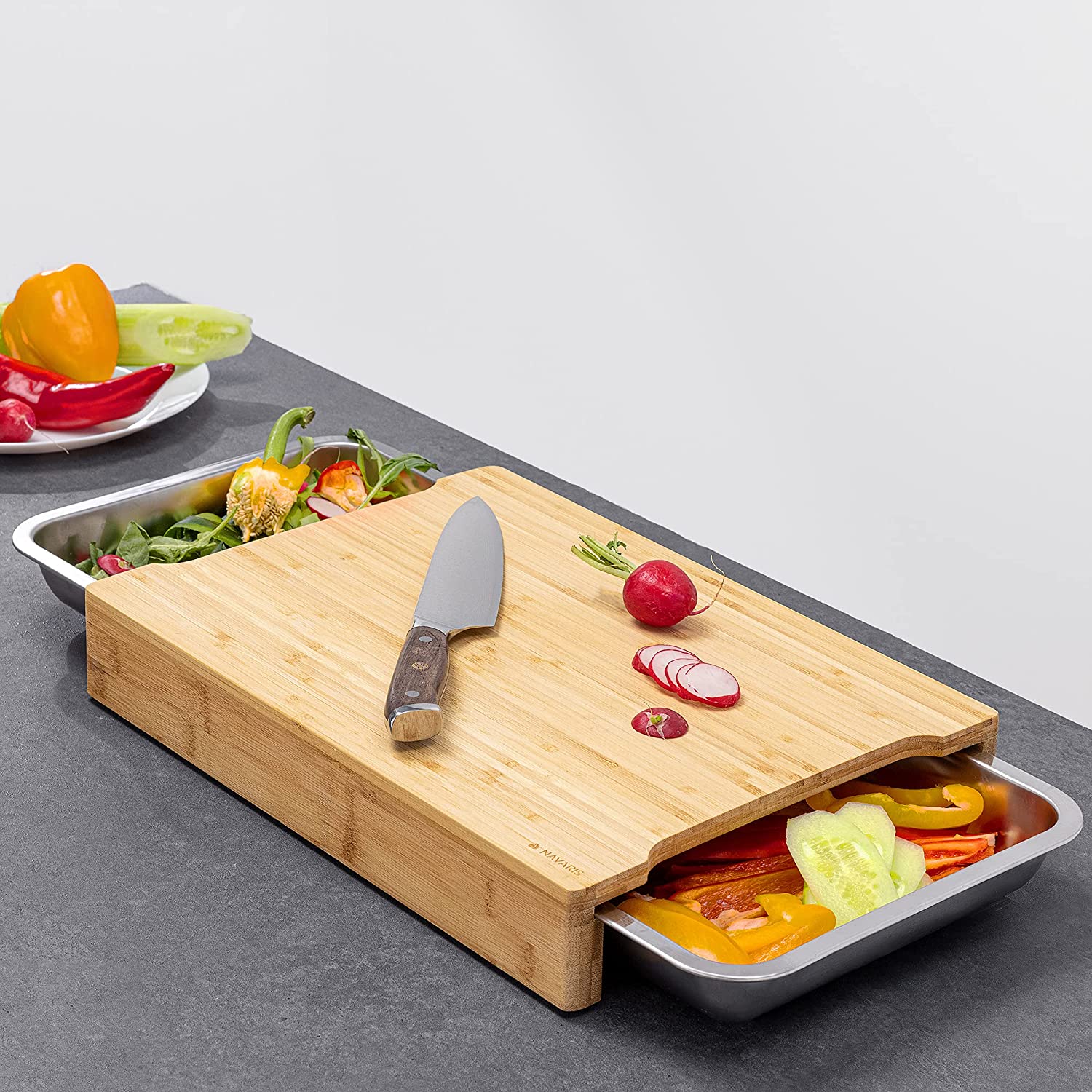Navaris XL Bamboo Chopping Board with Crumb Tray Σανίδα Κοπής από Μπαμπού με 2 Δοχεία - Light Brown / Silver - 47368.03