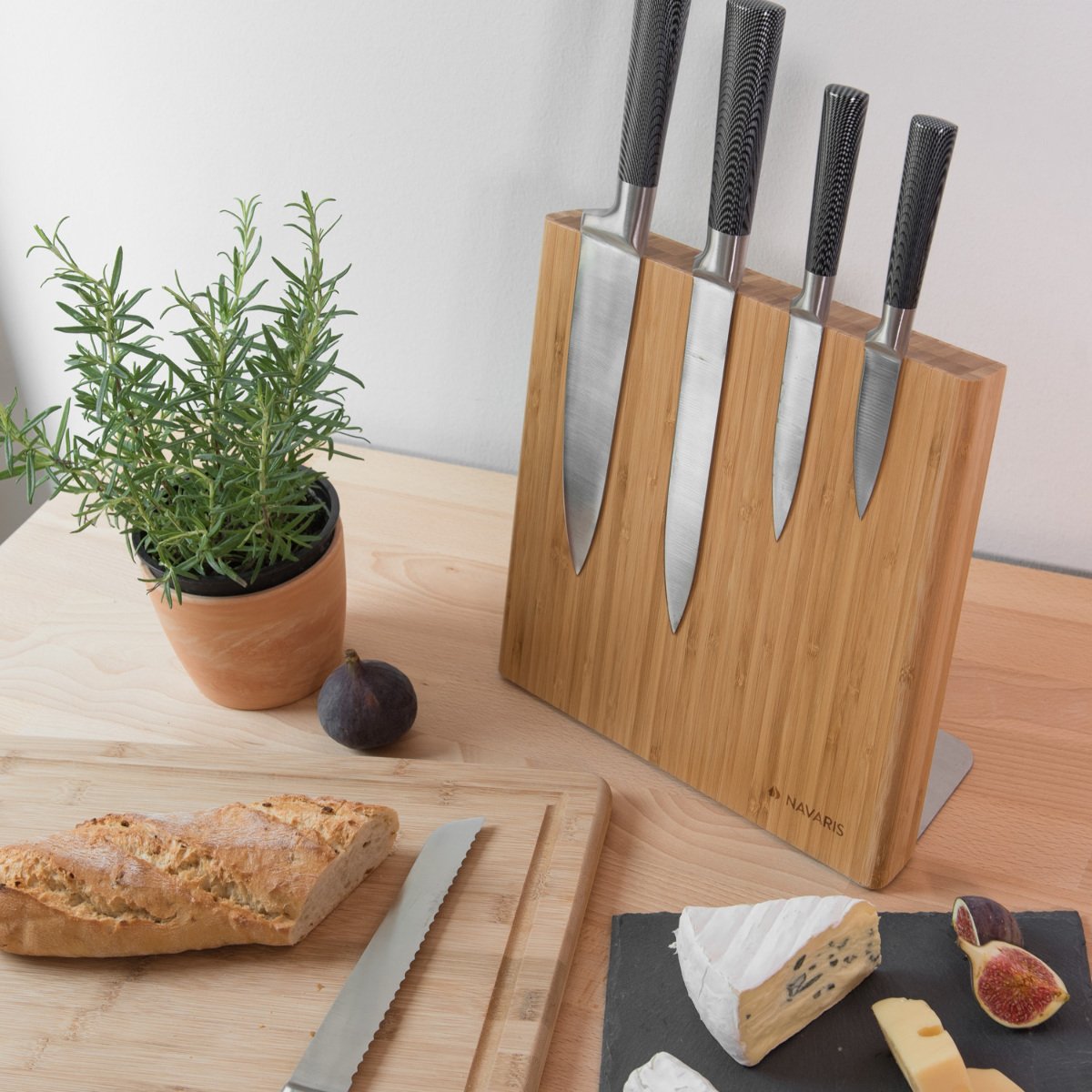 Navaris Bamboo Magnetic Knife Holder Μαγνητική Ξύλινη Βάση Μαχαιριών - Light Brown - 42543