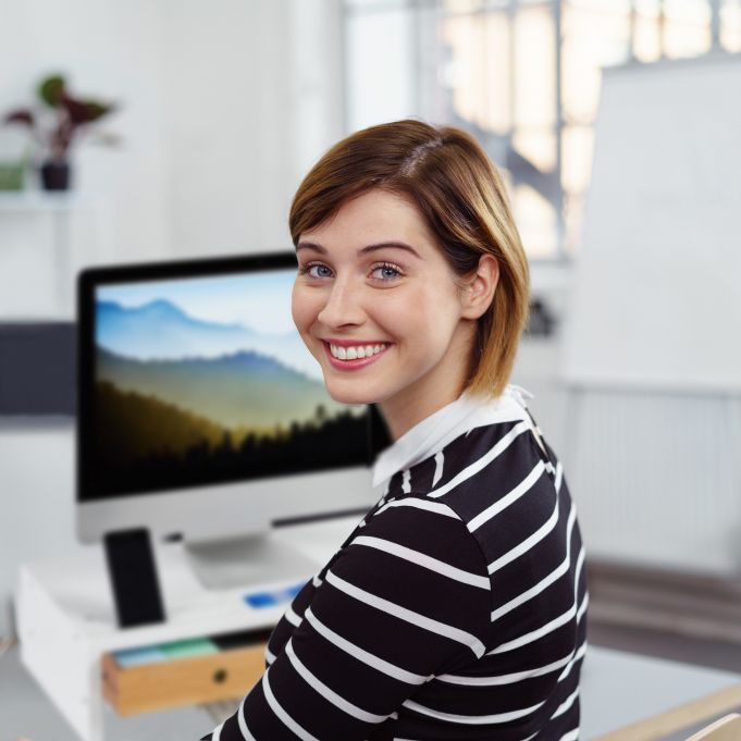 Relaxdays Ξύλινη Βάση Στήριξης Οθόνης με 2 Συρτάρια - White / Natural - 4052025242046