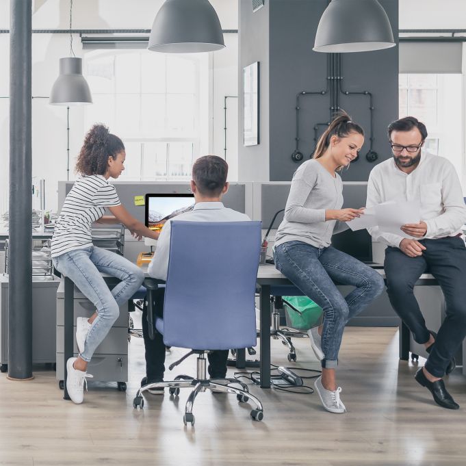 Relaxdays Ξύλινη Βάση Στήριξης Οθόνης - Natural - 4052025242022