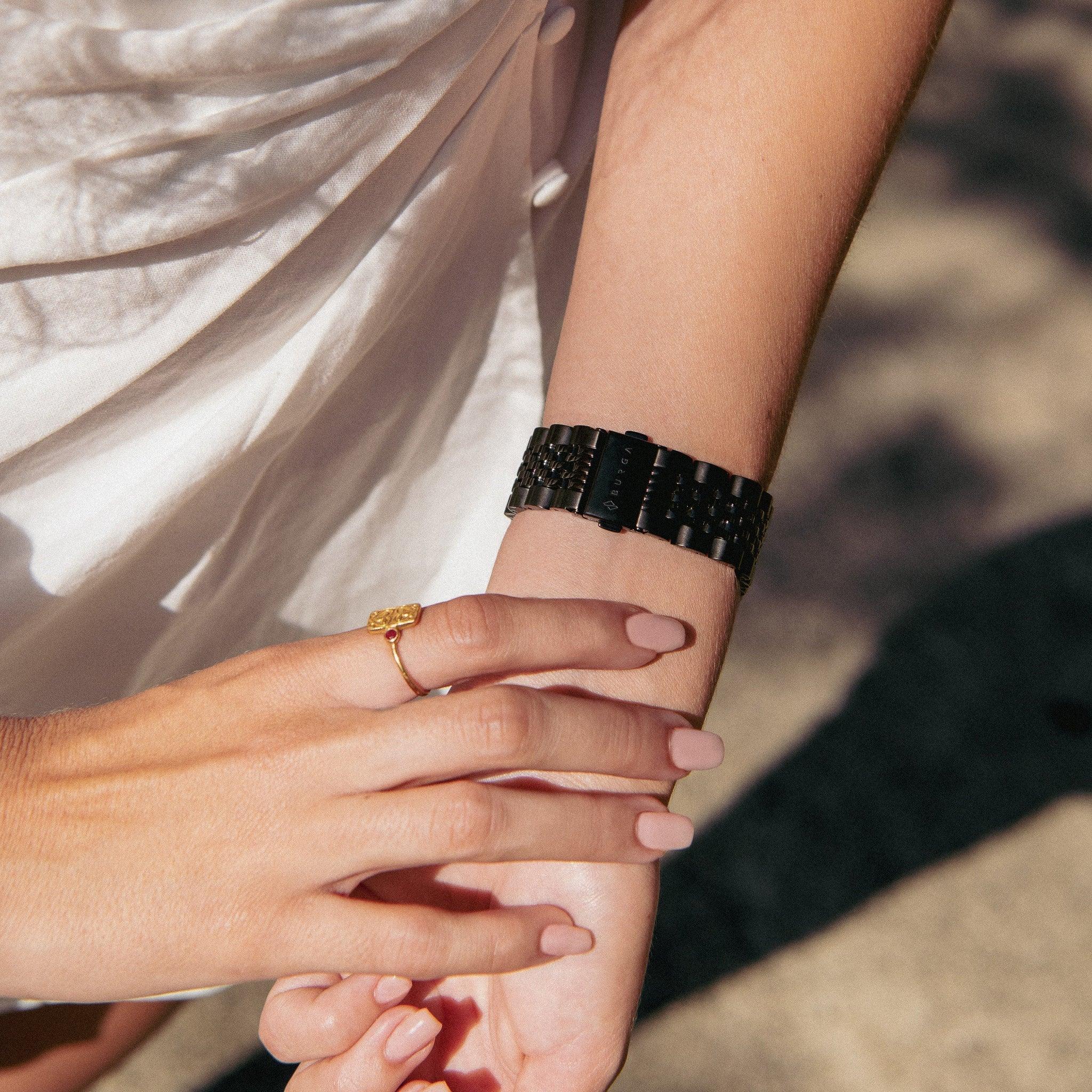 Burga Λουράκι Apple Watch 4/5/6/7/8/9/10/11 - SE (1/2/3) – 40/41/42mm - Chic Royal - Black