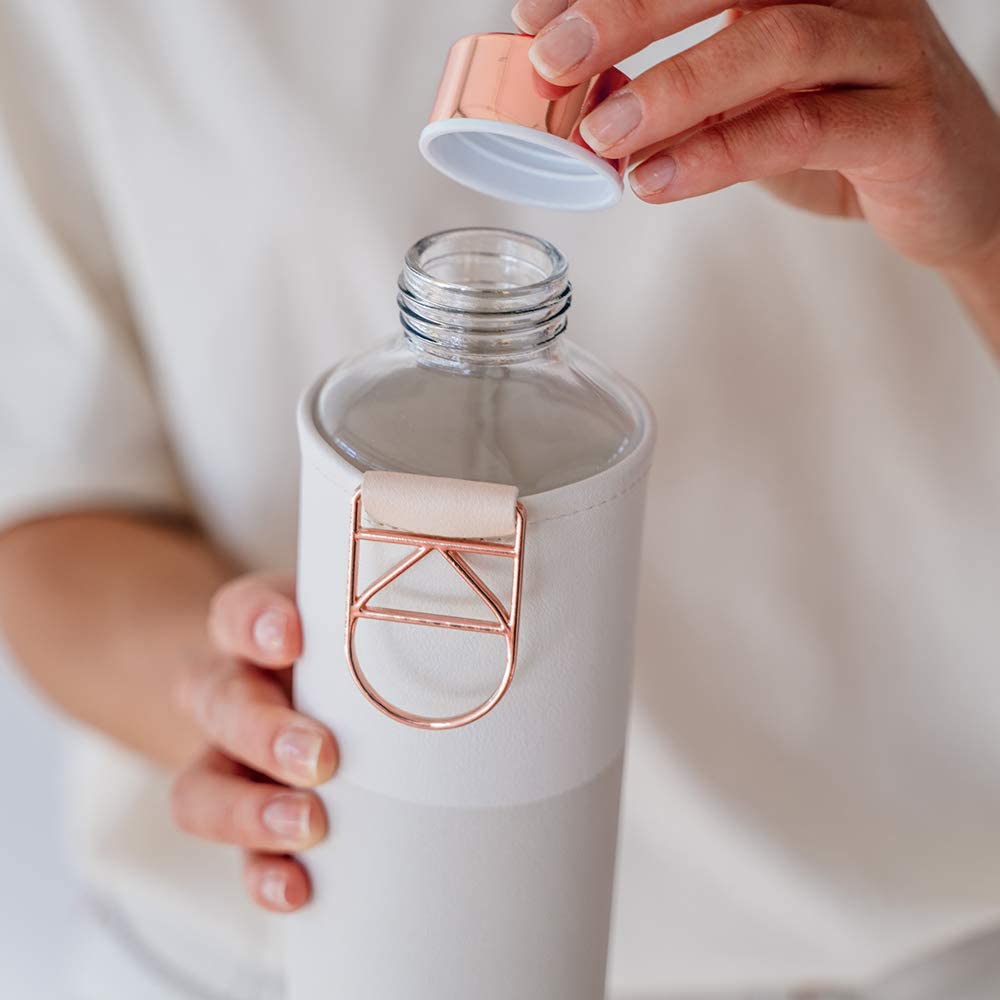 Equa Mismatch Γυάλινο Μπουκάλι Νερού με Θήκη από Δερματίνη - 750ml - Sage / Διάφανο