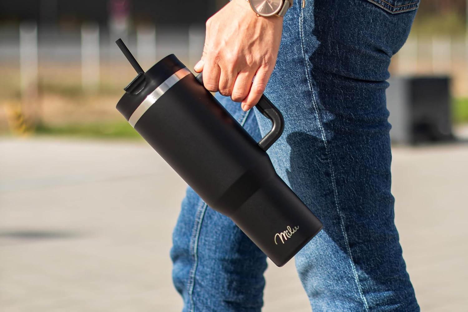 Milu T11 Ποτήρι Θερμός Από Ανοξείδωτο Ατσάλι με Καπάκι 2 σε 1 και Καλαμάκι - 1.2L - Black - 1952