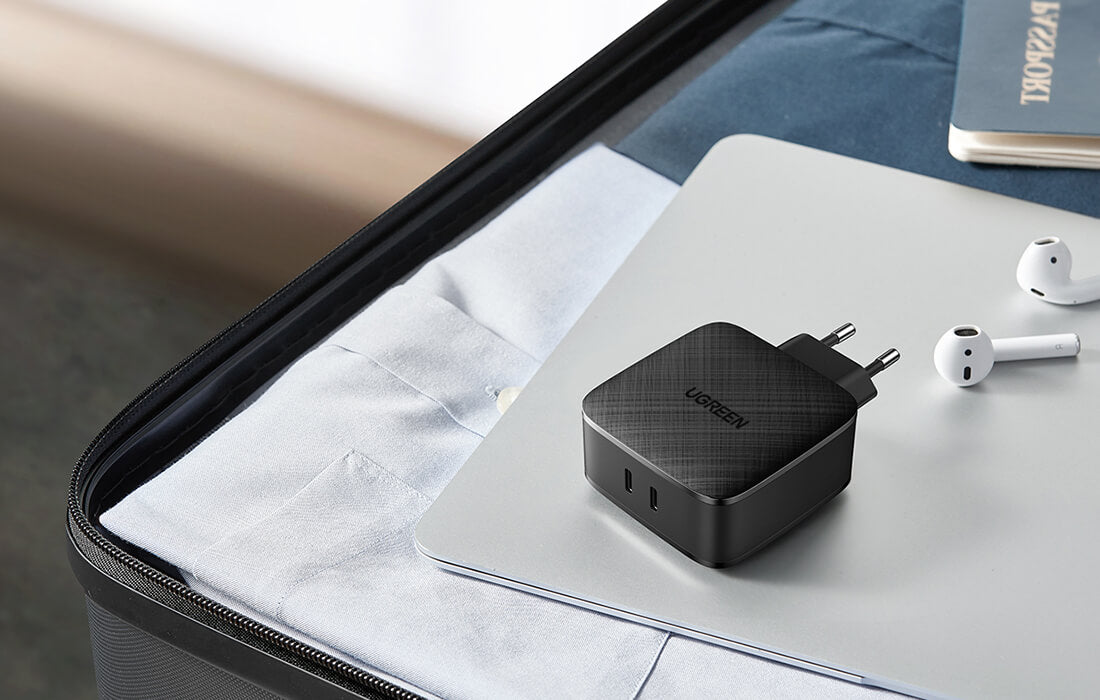 Ugreen CD216 PD 66W Οικιακός Φορτιστής Γρήγορης Φόρτισης με 2 Θύρες Type-C - Black