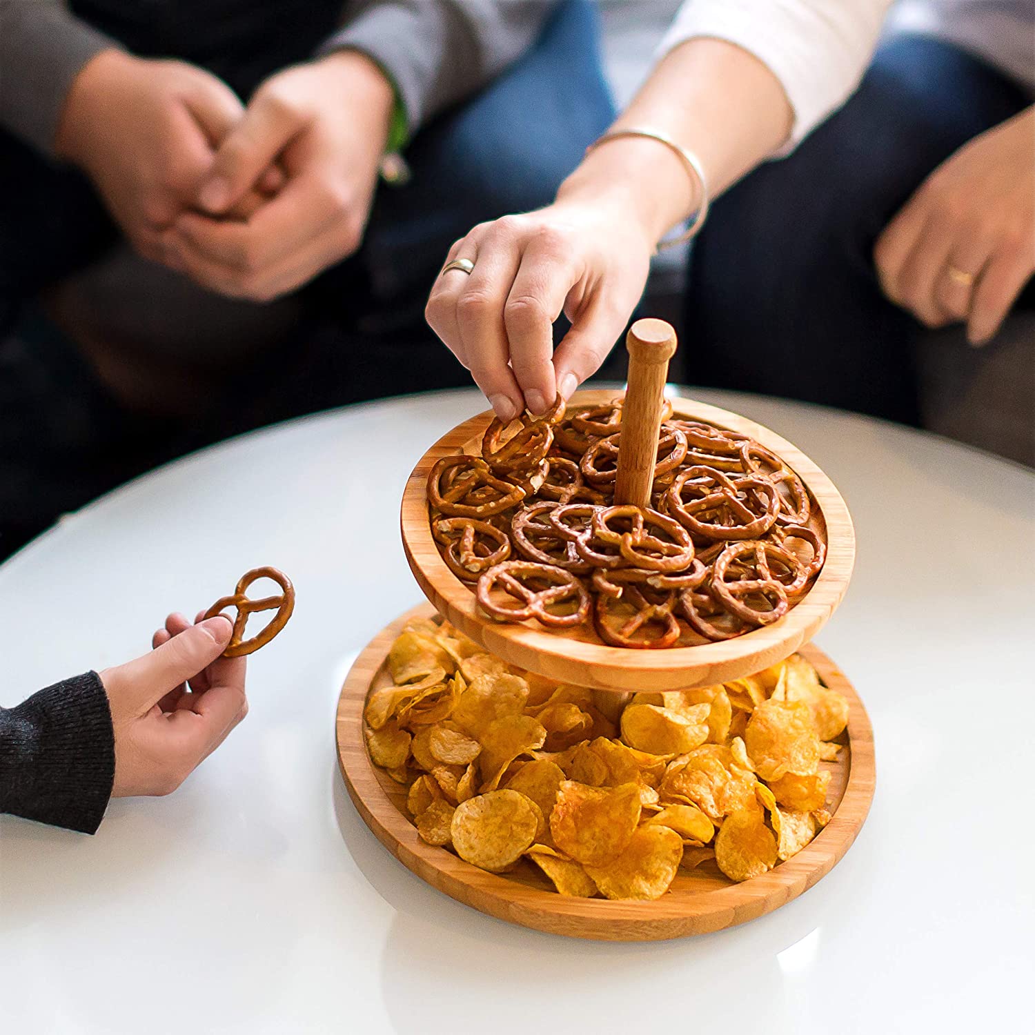 Relaxdays Δίσκος Σερβιρίσματος Φρούτων με 2 Επίπεδα - Brown - 4052025191399