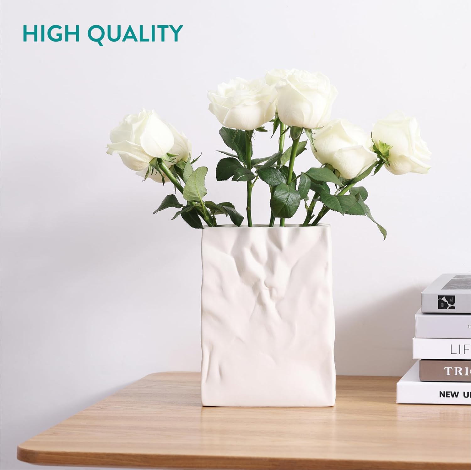 Navaris Κεραμικό Διακοσμητικό Βάζο σε Σχέδιο Χάρτινη Σακούλα - 14.5 x 6.5 x 20 cm - ‎Beige - 61578.01