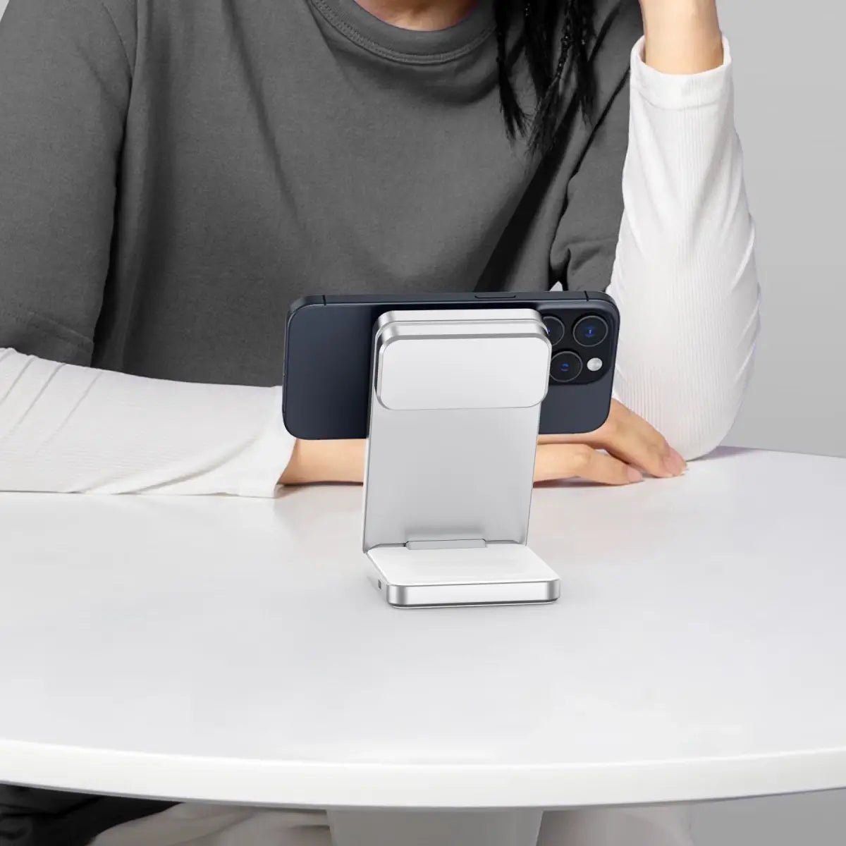 Mobile Origin Qi2 CompactStand 3in1 Ασύρματος Μαγνητικός Φορτιστής MagSafe - White / Silver