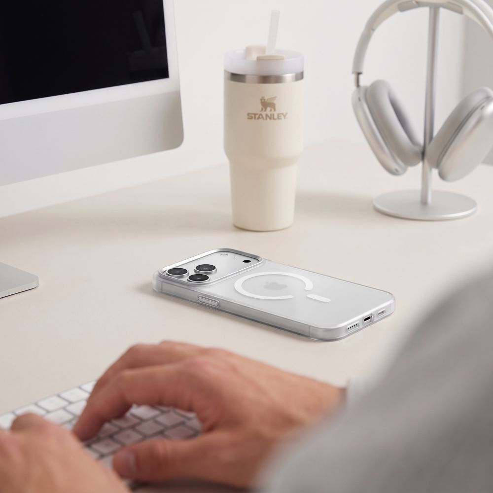 Tech-Protect iPhone 17 Pro / iPhone 18 Pro - Σκληρή Θήκη - MagZero MagSafe - Matte White