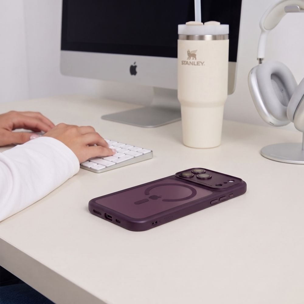 Tech-Protect iPhone 18 Pro Max / iPhone 17 Pro Max - Σκληρή Θήκη με Πλαίσιο Σιλικόνης και MagSafe - MagPeak MagSafe CC - Dark Cherry / Clear