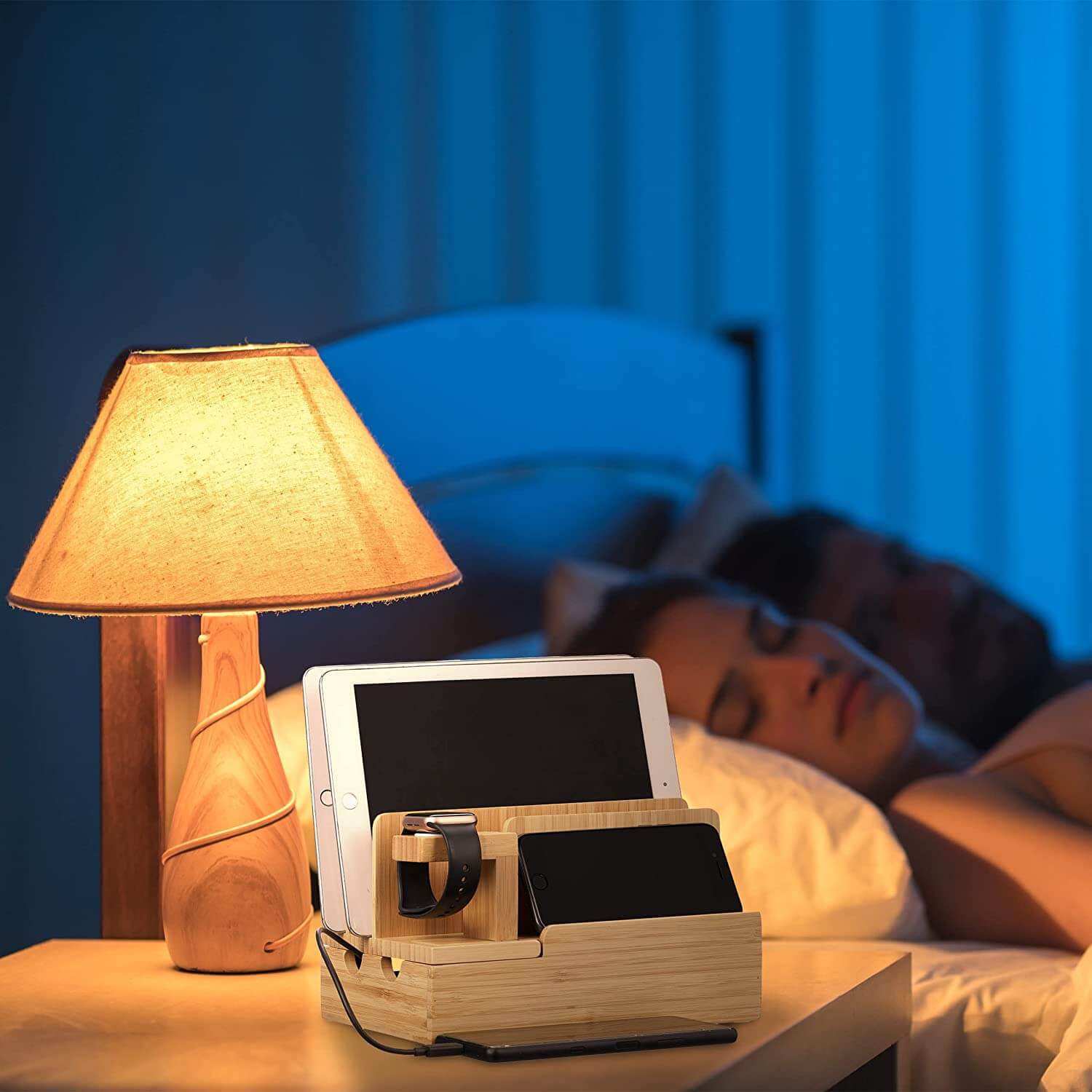 Relaxdays Σταθμός Οργάνωσης και Φόρτισης από Μπαμπού για Tablet, Smartphone και Apple Watch - Natural - 4052025447366